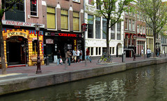 Amsterdam 275 • <a style="font-size:0.8em;" href="https://www.flickr.com/photos/30735181@N00/4020588095/" target="_blank">View on Flickr</a>