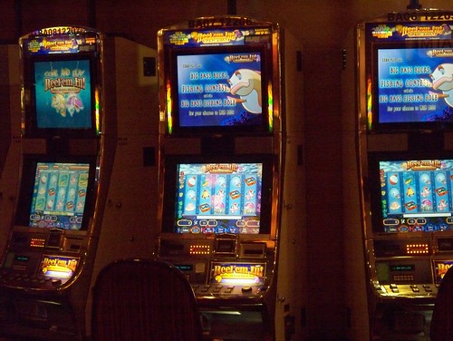 Harrah's Resort Atlantic City, N J - Casino gaming floor, slot machines