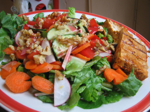 salad with marinated tofu
