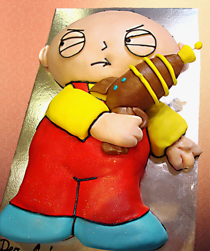 stewie griffin cake - a photo on Flickriver