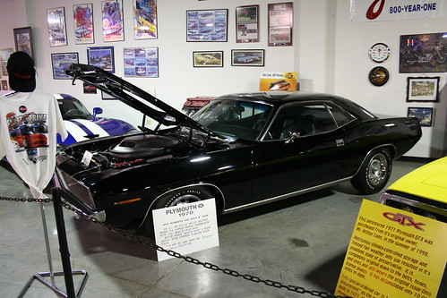 Floyd Garret Muscle Car Museum 70 Barracuda