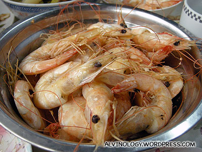 Very yummy lightly-salted fresh prawns