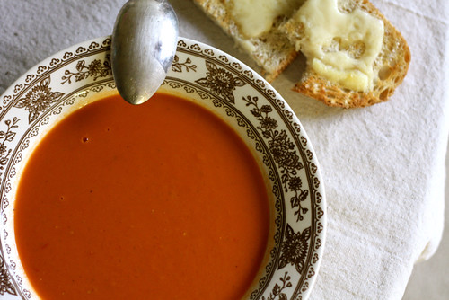 Easy Roasted Tomato Soup - Host The Toast