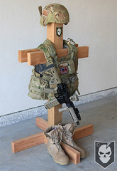 Tactical Gear Stand 04