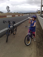 Cycling at the race-track (2)