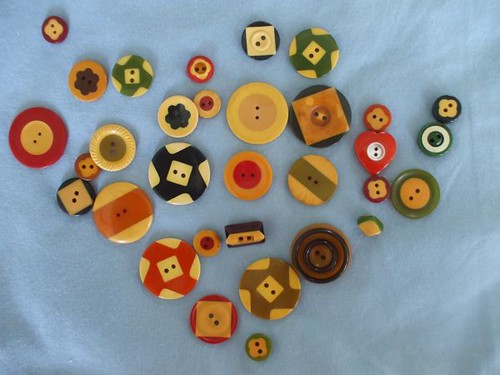 Marty's vintage button collection - colorful Bakelite