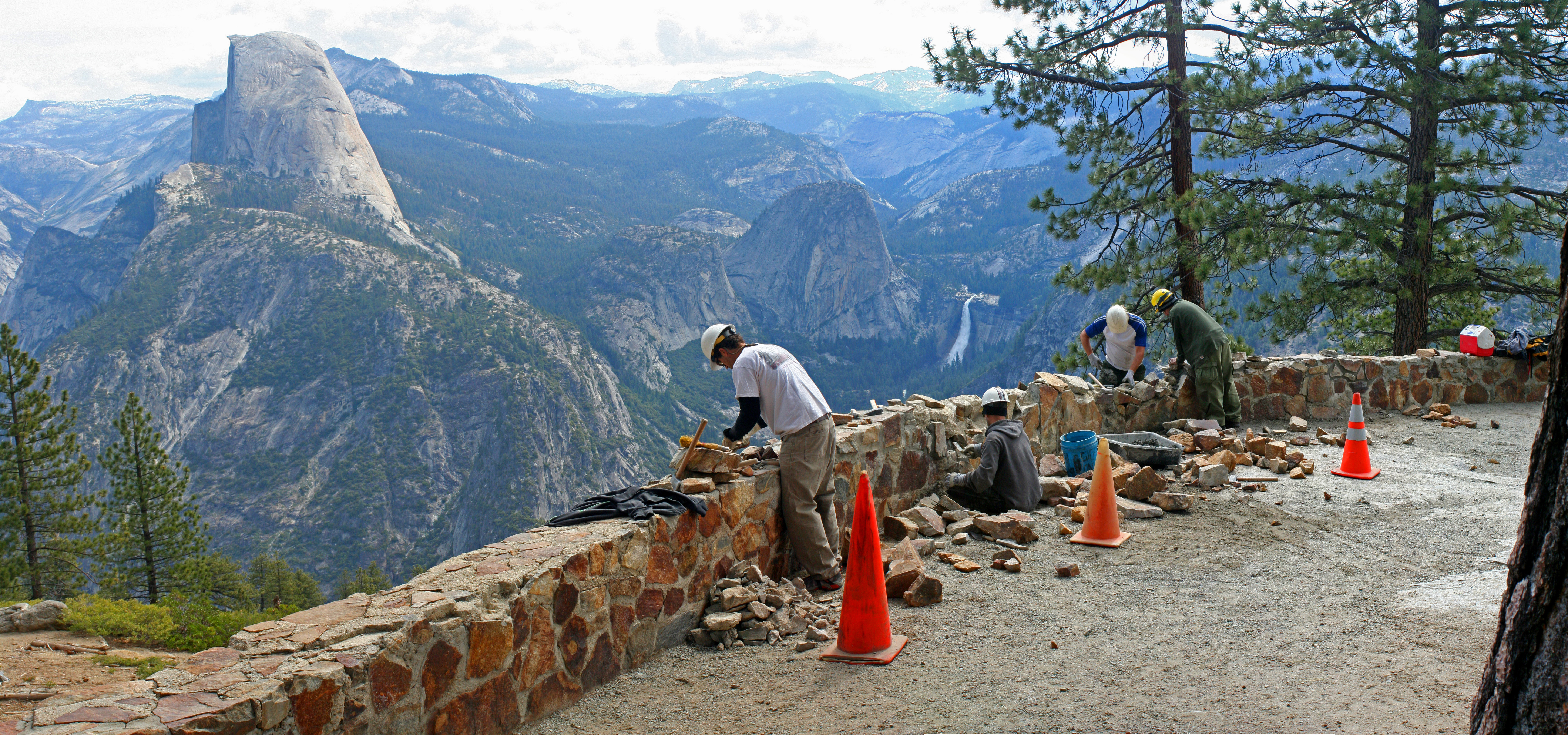 Half Dome from Glacier Point panorama with workers rebuild… | Flickr