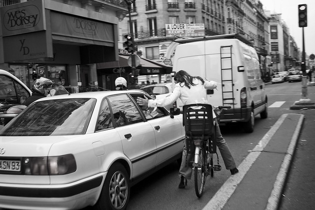 Paris Cycle Chic - Giving Directions