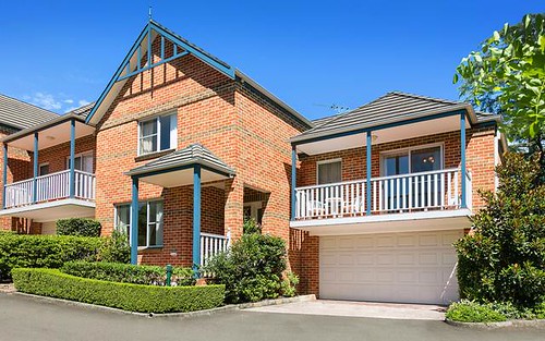 2/8 Shinfield Avenue, St Ives NSW