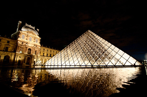 The Louvre at Night — scorbs