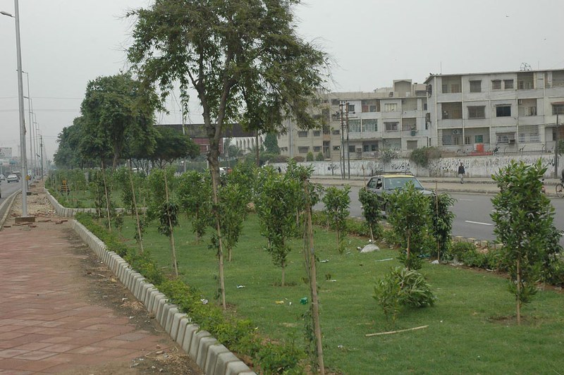 Karachi  Green Karachi  C D G K (10)<br/>© <a href="https://flickr.com/people/35200827@N04" target="_blank" rel="nofollow">35200827@N04</a> (<a href="https://flickr.com/photo.gne?id=4085402521" target="_blank" rel="nofollow">Flickr</a>)