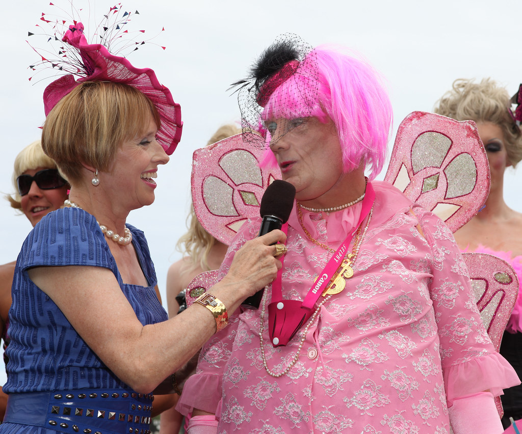 ann-marie calilhanna- pink stiletto BGF @ randwick racecourse_649