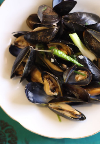 Thai chili and Fish Sauce Moules, Mussels