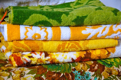 thrifted: vintage towels