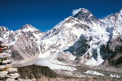 Finally ! Kala Pattar at 5,545m. Everest is so huge.