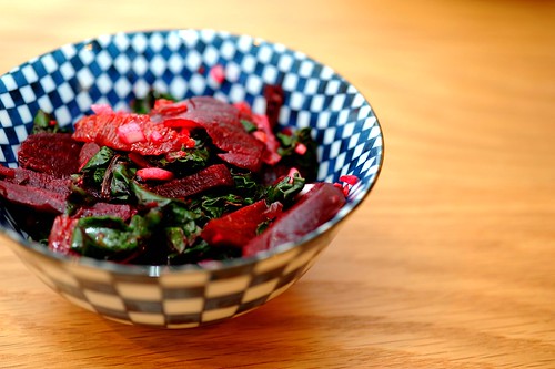 beet salad with oranges and beet greens