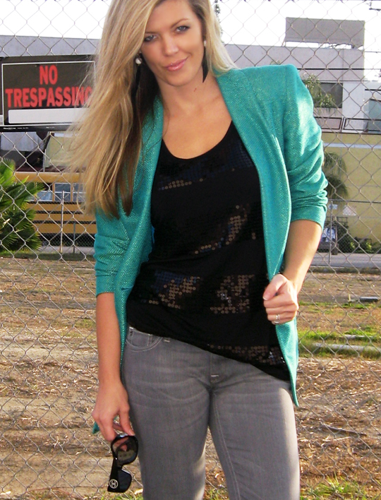 gray-jeans-wedges-teal-blazer-7
