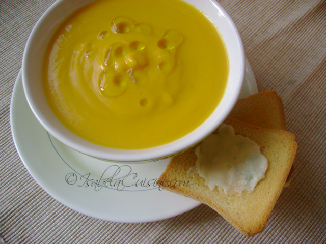 Butternut Soup & Gorgonzola 