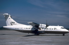 City Connect ATR-42-300 PH-RAQ GRO 26/04/2003