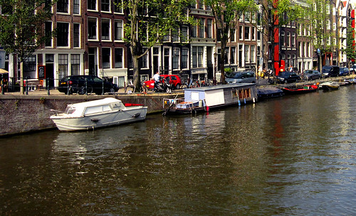Amsterdam 489 • <a style="font-size:0.8em;" href="http://www.flickr.com/photos/30735181@N00/4175651228/" target="_blank">View on Flickr</a>