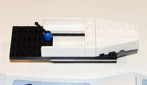 LEGO Space Police 5981 - Raid VPR - Sub-assembly 1