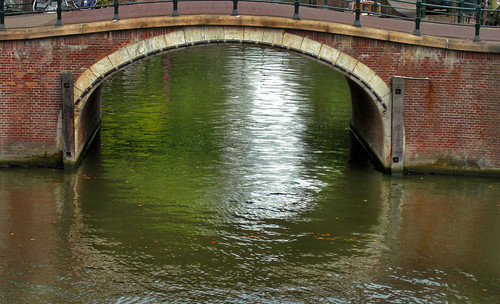 Amsterdam 593 • <a style="font-size:0.8em;" href="http://www.flickr.com/photos/30735181@N00/4207171007/" target="_blank">View on Flickr</a>