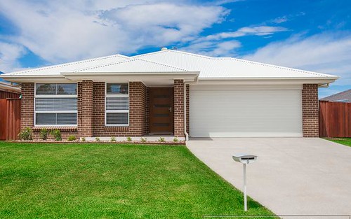 9 Midfield close, Rutherford NSW