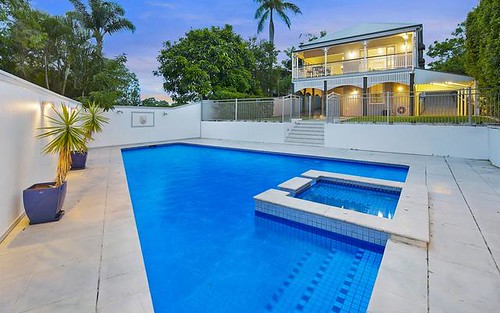 60 Henzell Tce, Greenslopes QLD 4120