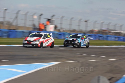 Nathan Harrison and Luke Reade in Clio Cup qualifying during the BTCC Weekend at Donington Park 2017: Saturday, 15th April