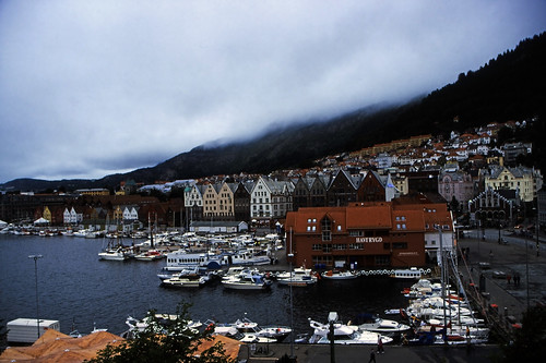 Norwegen 1998 (092) Bergen Havn • <a style="font-size:0.8em;" href="http://www.flickr.com/photos/69570948@N04/33827978430/" target="_blank">Auf Flickr ansehen</a>