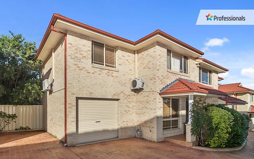 4/92 Kendall Dr, Casula NSW 2170