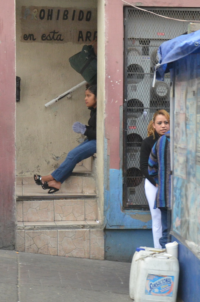 Скачать Street hookers of Mexicali - смотреть онлайн Prostitutes Mexicali