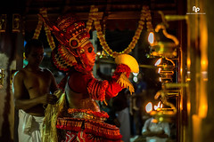Puliyoor Kannan Vellattam Theyyam
