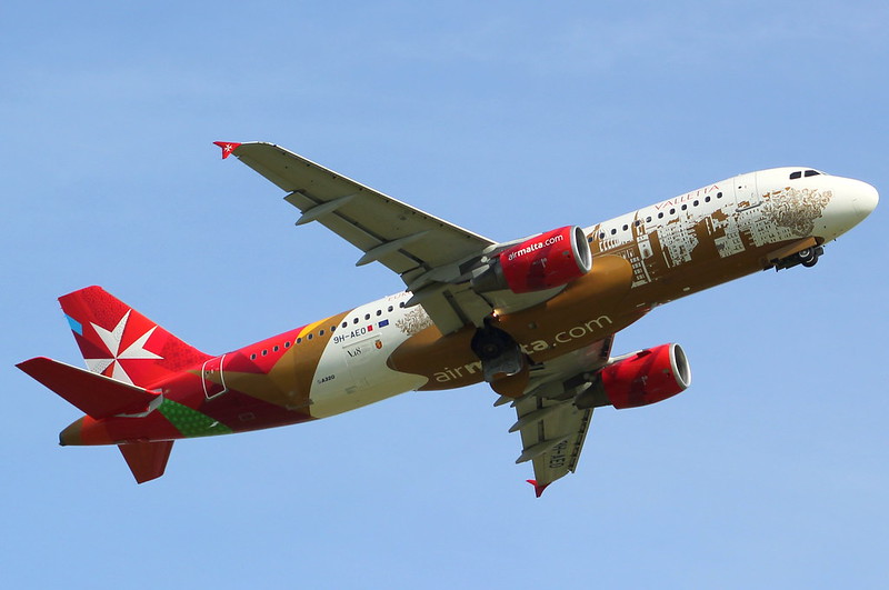 9H-AEO Airbus A320 Air Malta<br/>© <a href="https://flickr.com/people/58875132@N05" target="_blank" rel="nofollow">58875132@N05</a> (<a href="https://flickr.com/photo.gne?id=9247017751" target="_blank" rel="nofollow">Flickr</a>)