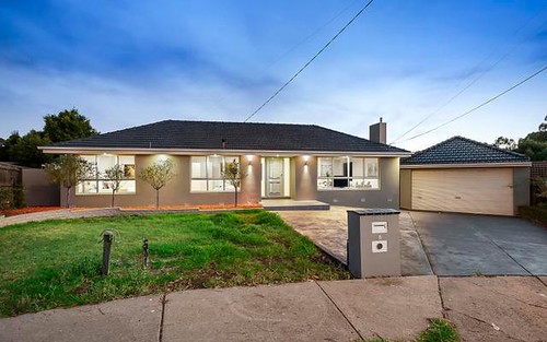 5 Avro Ct, Strathmore Heights VIC 3041