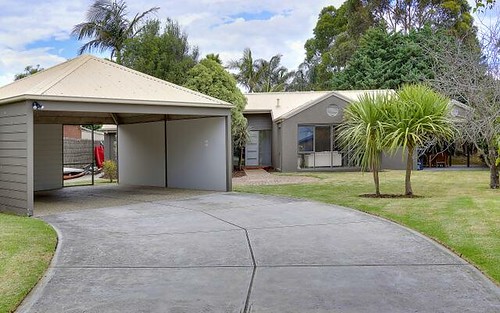 22 Lakeside Ct, Safety Beach VIC 3936