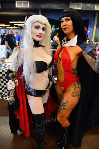 undergroundmonstercarnival umc okc oklahomacity costume cosplay ladydeath vampirella tattoo