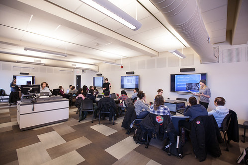 Active Learning Space 333 by queensu, on Flickr