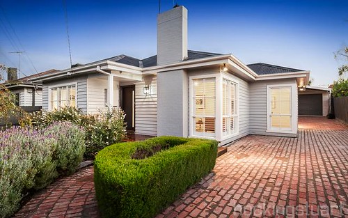 40 Castlewood St, Bentleigh East VIC 3165
