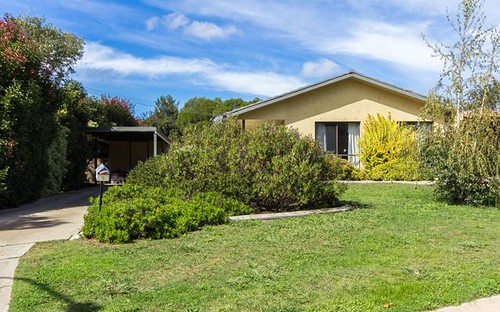 5 Tadgell Place, Florey ACT
