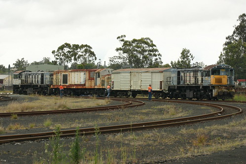 1769D is now coupled to the consist <a style="margin-left:10px; font-size:0.8em;" href="http://www.flickr.com/photos/121033385@N05/13319370923/" target="_blank">@flickr</a>