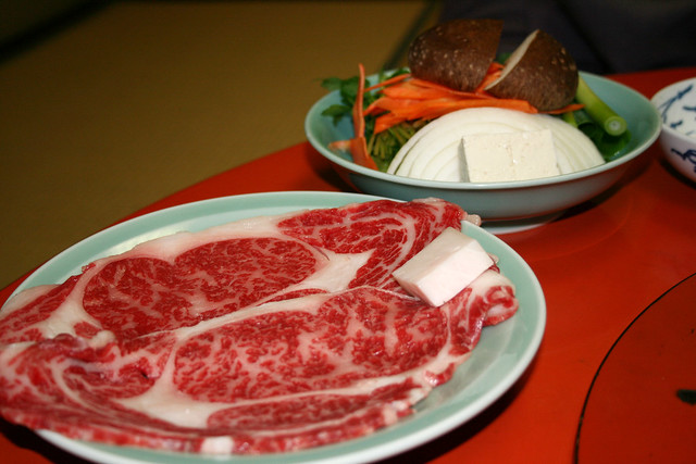 松坂牛といったら和田金と呼ばれるほどの超老舗店で松坂牛のすき焼きに舌鼓の写真