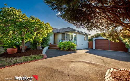 17 St Andrews Rd, Bayswater VIC 3153