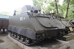 Anglų lietuvių žodynas. Žodis armored personnel carrier reiškia šarvuotos personalo vežėjas lietuviškai.