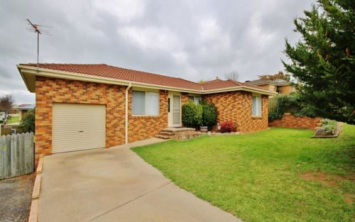 1 Brocade Place, Young NSW 2594
