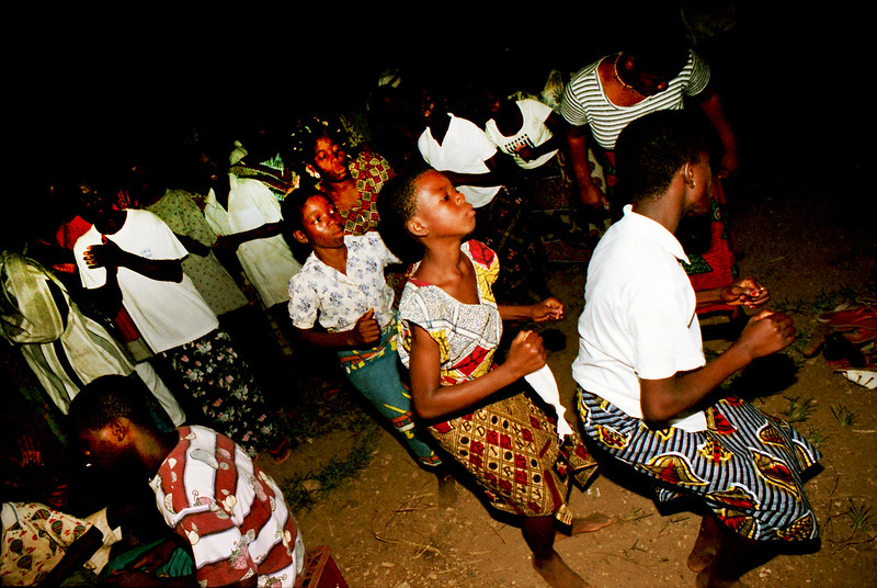 Togo West Africa Ethnic Cultural Dancing and Drumming African Village close to Palimé formerly known as Kpalimé a city in Plateaux Region Togo near the Ghanaian border 24 April 1999 173<br/>© <a href="https://flickr.com/people/41087279@N00" target="_blank" rel="nofollow">41087279@N00</a> (<a href="https://flickr.com/photo.gne?id=14016363815" target="_blank" rel="nofollow">Flickr</a>)