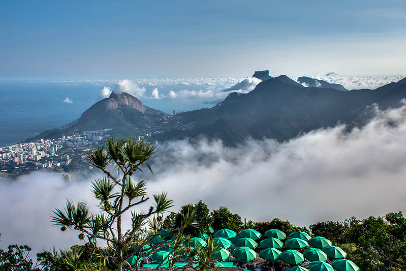 Rio in the clouds<br/>© <a href="https://flickr.com/people/13182609@N05" target="_blank" rel="nofollow">13182609@N05</a> (<a href="https://flickr.com/photo.gne?id=33955261885" target="_blank" rel="nofollow">Flickr</a>)