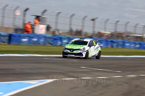Dan Zelos in Clio Cup qualifying during the BTCC Weekend at Donington Park 2017: Saturday, 15th April