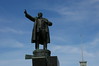 Devant la gare de Finlande, la statue de Lénine