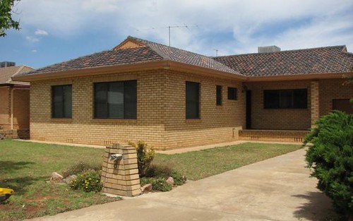 8 Gale, Forbes NSW